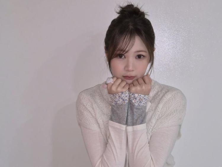 하츠투하츠 카르멘, 예온8