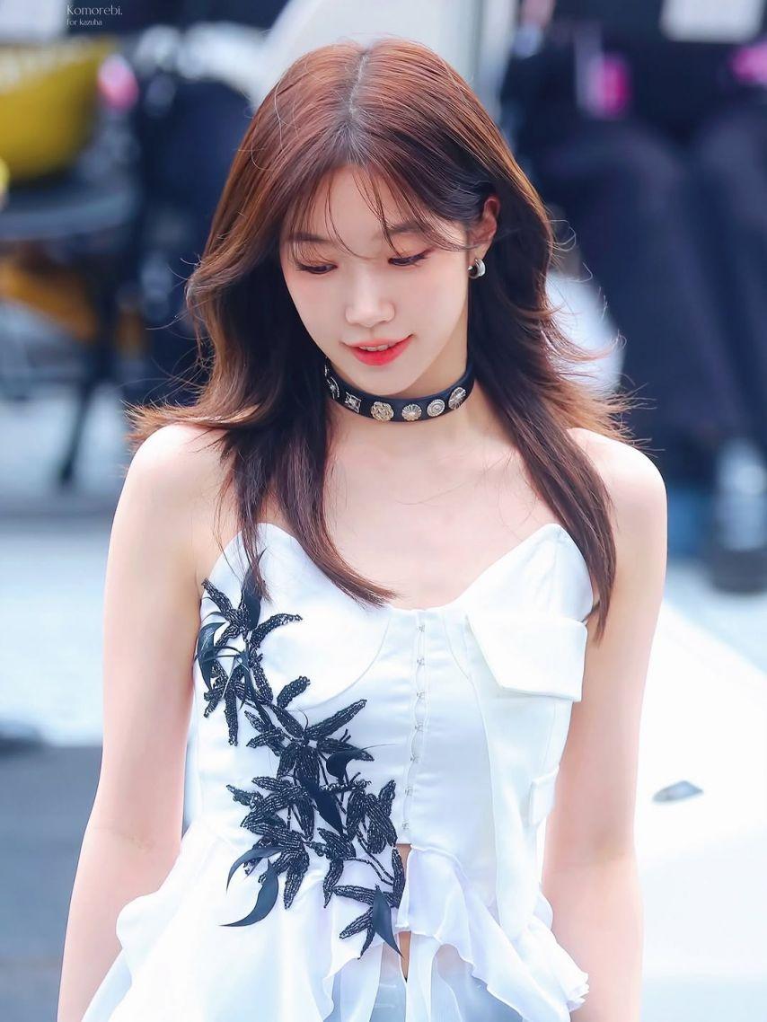 LE SSERAFIM (르세라핌) 카즈하5