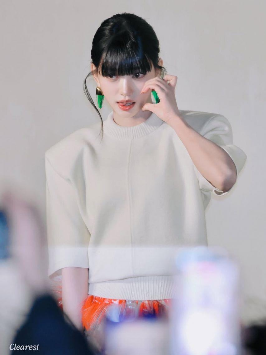 MEOVV (미야오) 수인5