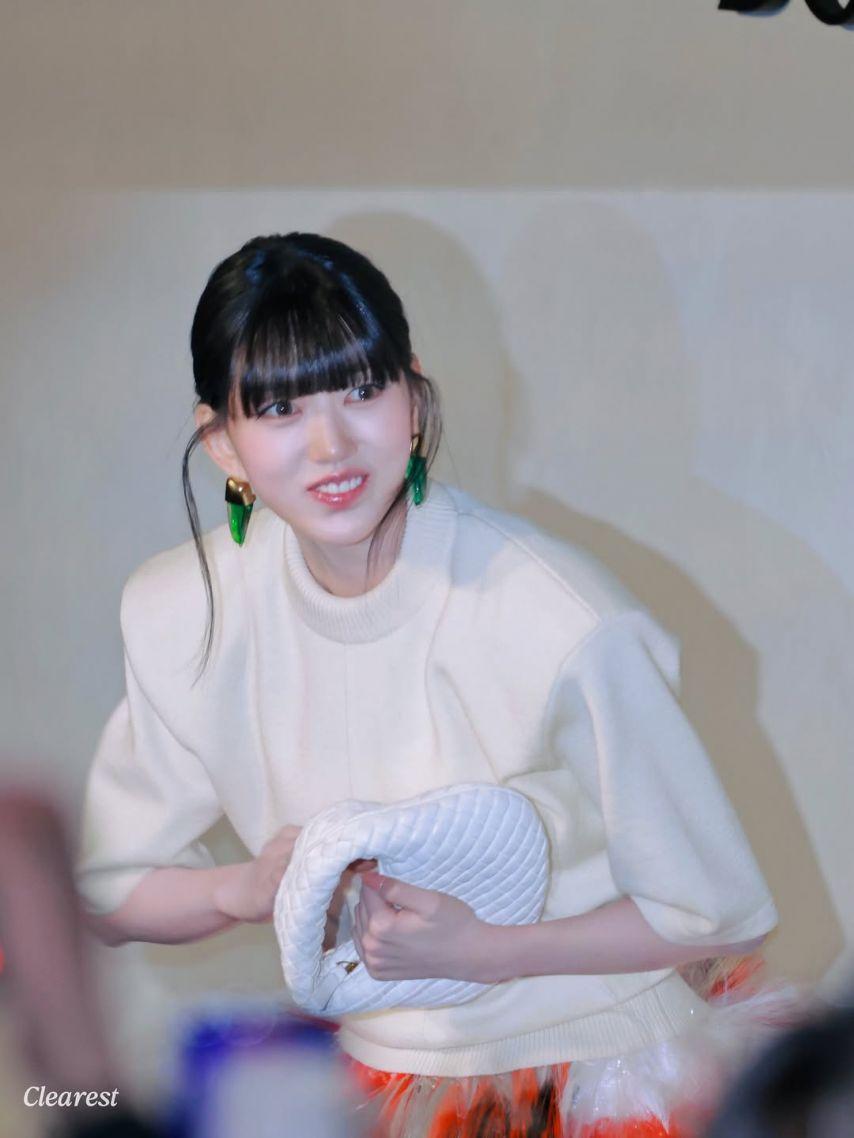 MEOVV (미야오) 수인7