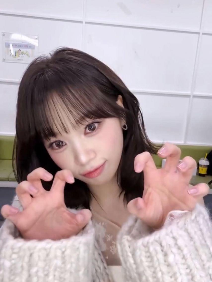 LE SSERAFIM (르세라핌) 김채원3