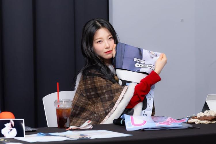 프로미스나인 백지헌0