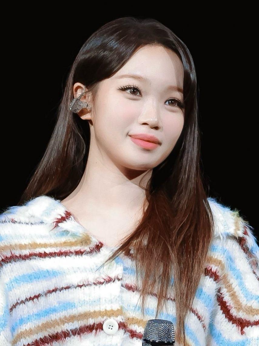 LE SSERAFIM (르세라핌) 김채원0