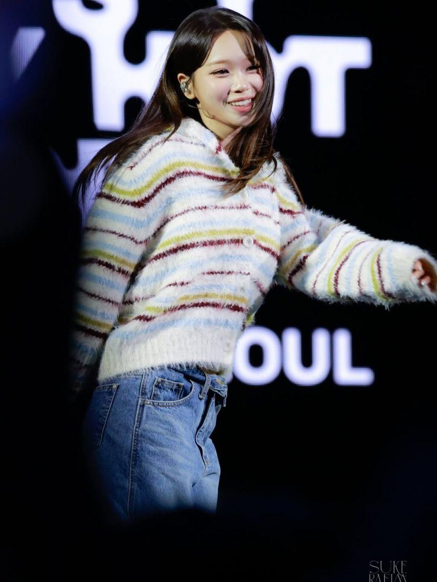 LE SSERAFIM (르세라핌) 김채원18