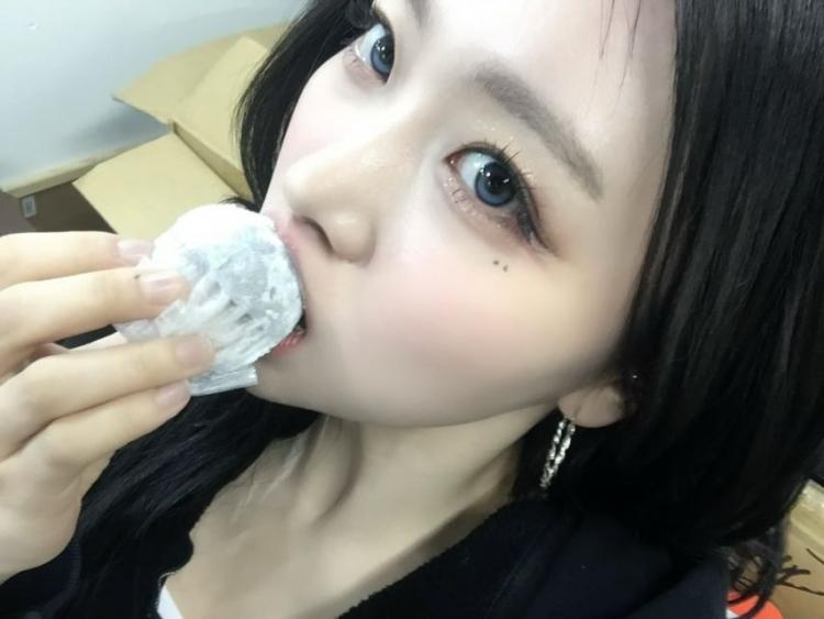 아이칠린 (ICHILLIN') 재키2