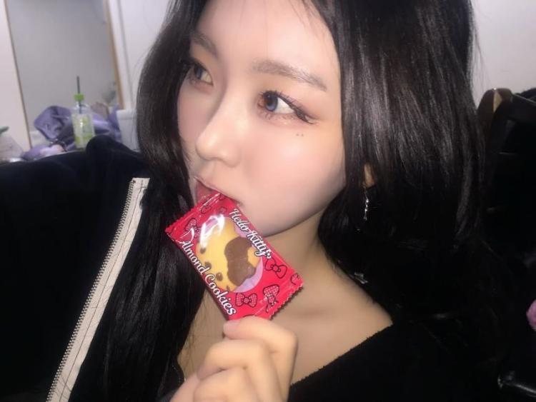 아이칠린 (ICHILLIN') 재키6