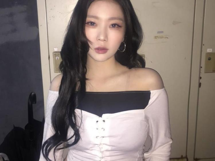 아이칠린 (ICHILLIN') 재키8