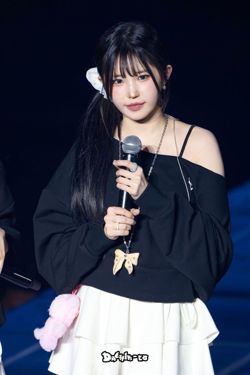 프로미스나인 송하영3