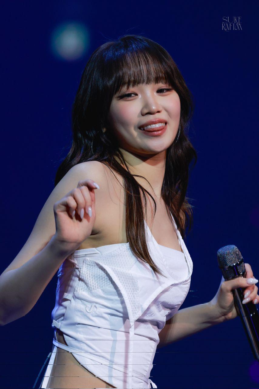 르세라핌 김채원8