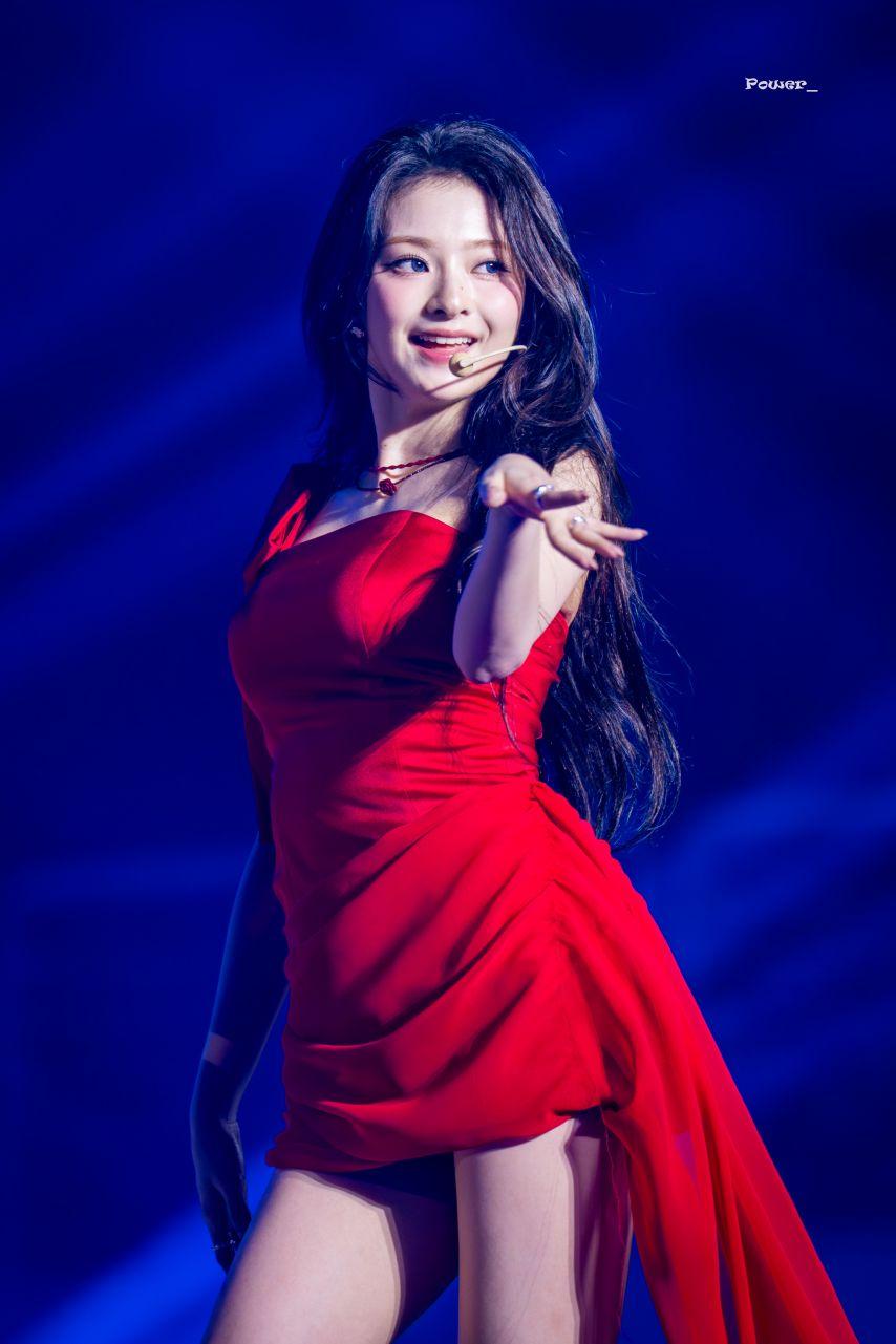 프로미스나인 이나경3