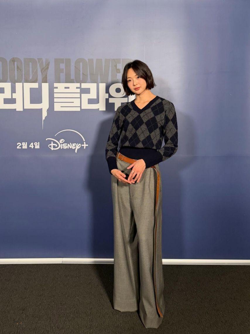 금새록 블러디플라워6