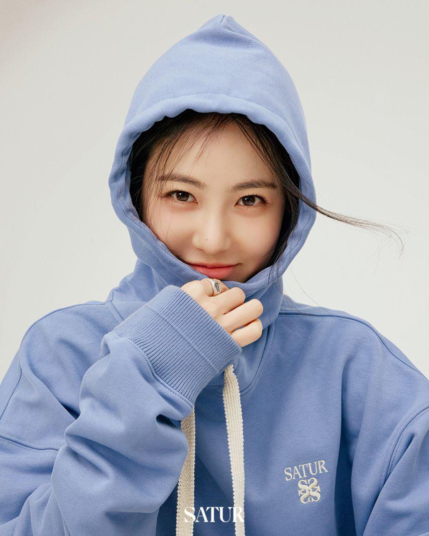 신예은 SATUR세터4