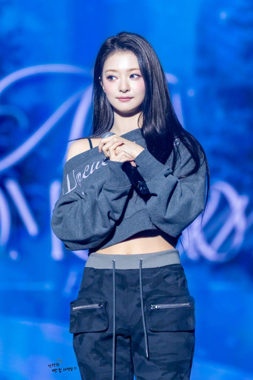 프로미스나인 이나경1
