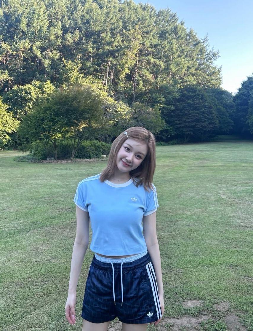 BABYMONSTER (베이비몬스터) 파리타0