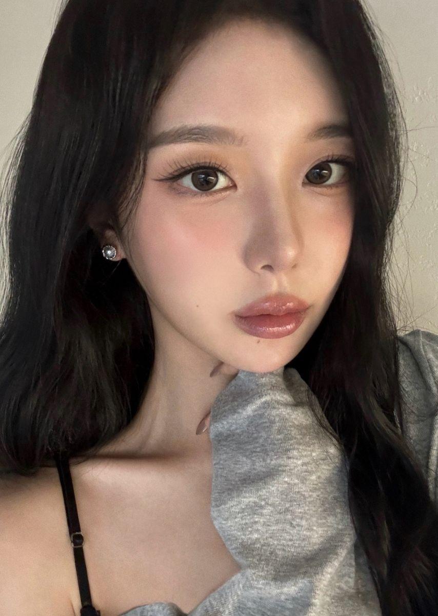 배드빌런 클로이영, 윤서2