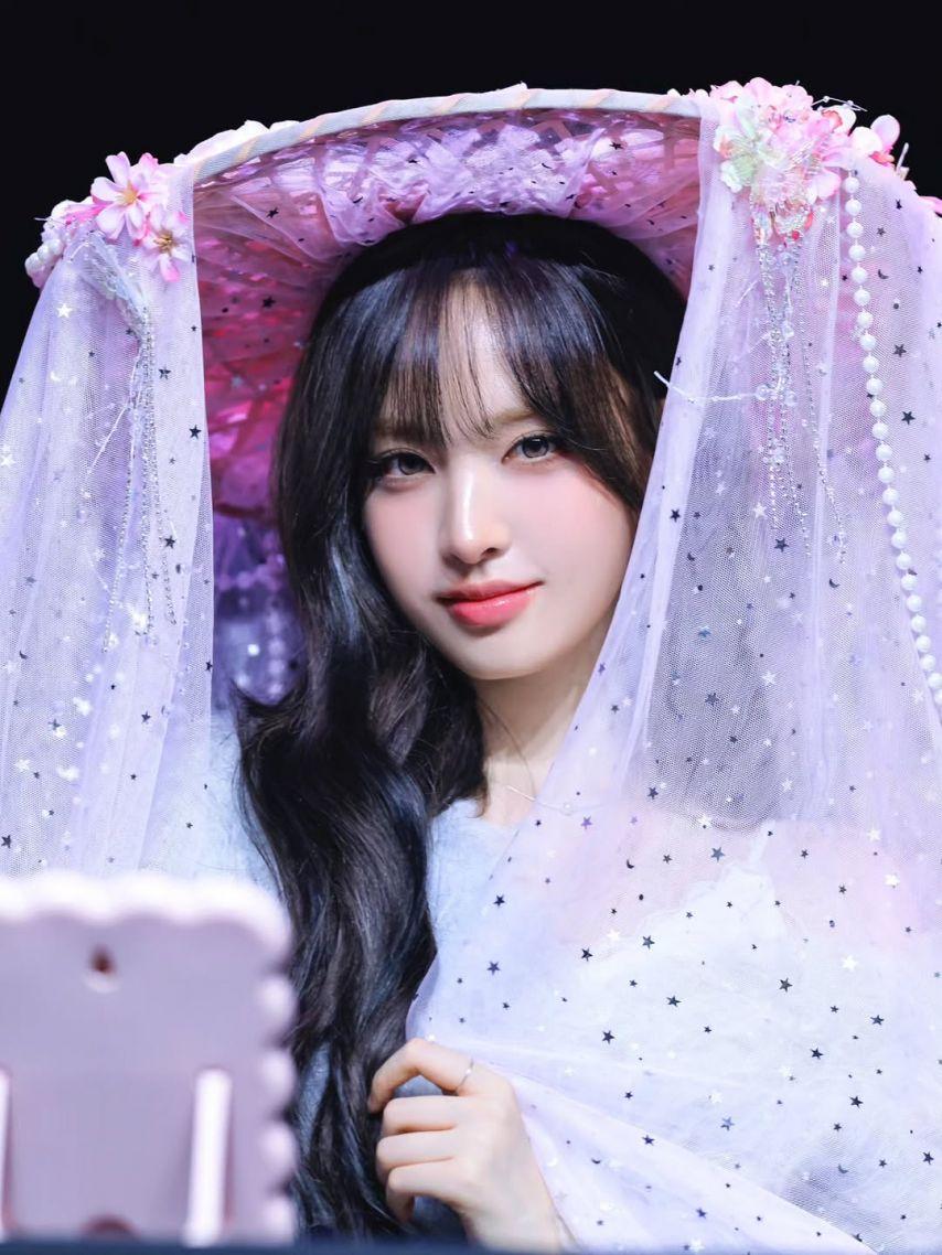 IVE (아이브) 리즈0