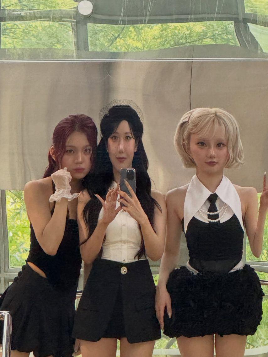 은하 신비 엄지 VIVIZ비비지 4주년24