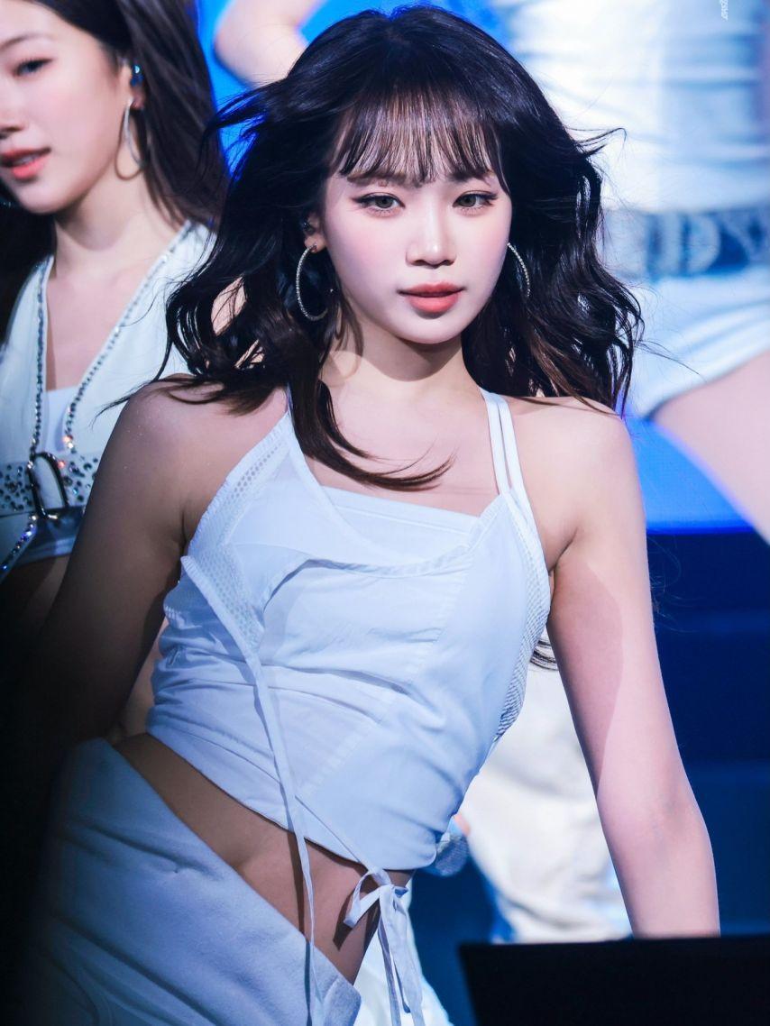 LE SSERAFIM (르세라핌) 김채원3