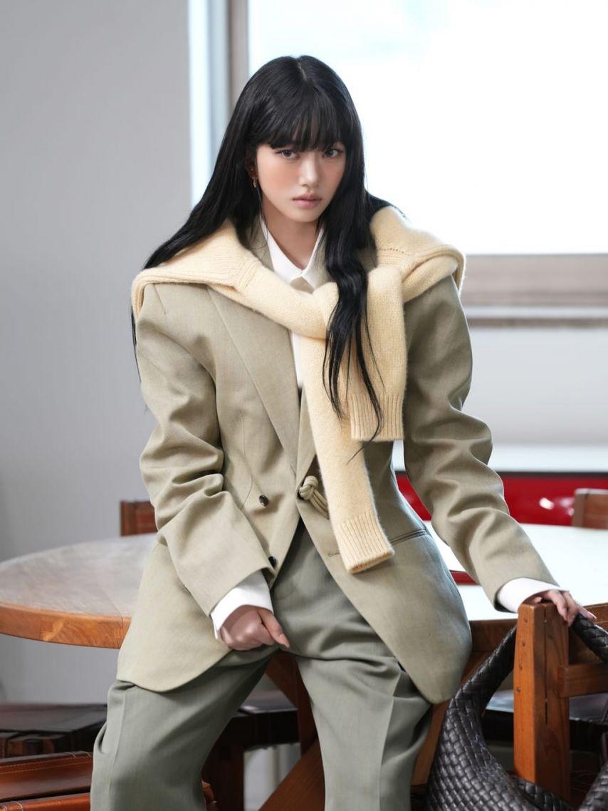 MEOVV (미야오) 수인8