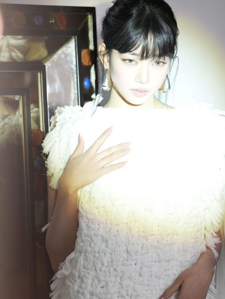 MEOVV (미야오) 수인9