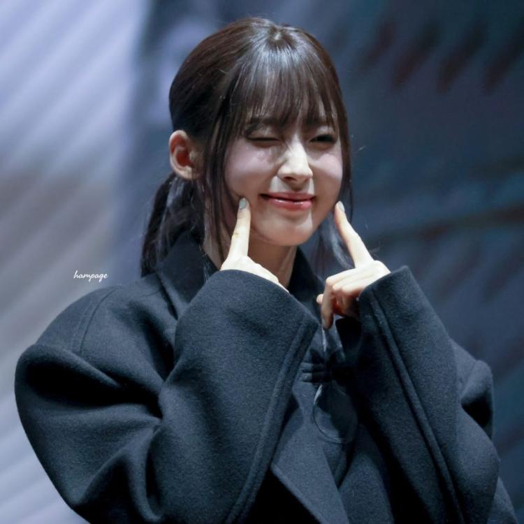 아린 오마이걸 260210 매드댄스오피스 무대인사21