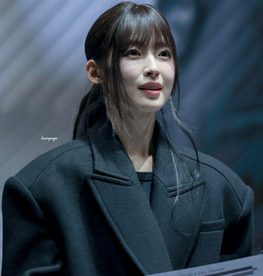 아린 오마이걸 260210 매드댄스오피스 무대인사7