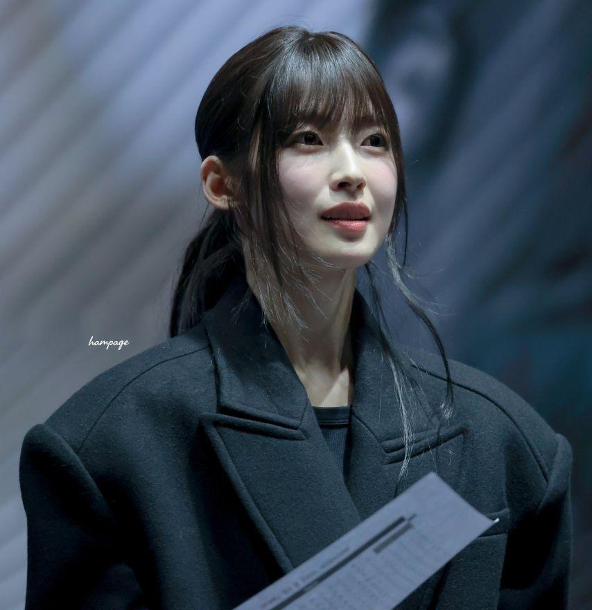 아린 오마이걸 260210 매드댄스오피스 무대인사8