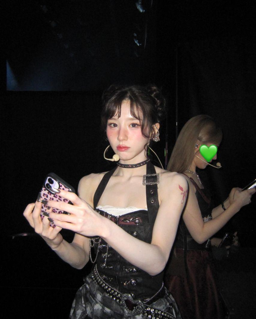 희진 ARTMS아르테미스 인별14