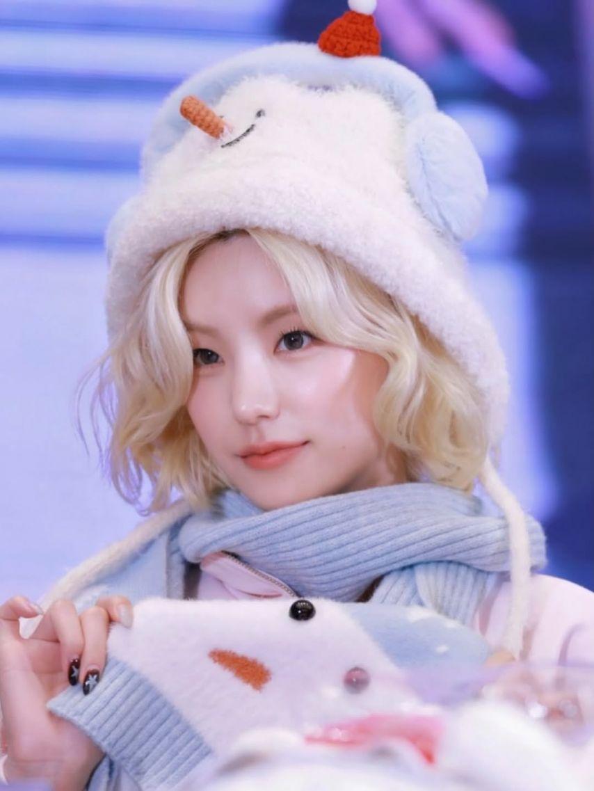 ITZY (있지) 예지13