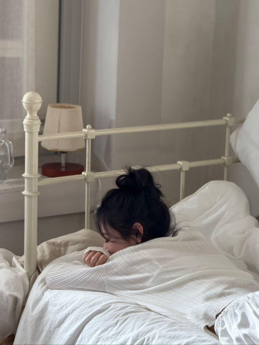 MEOVV (미야오) 안나3