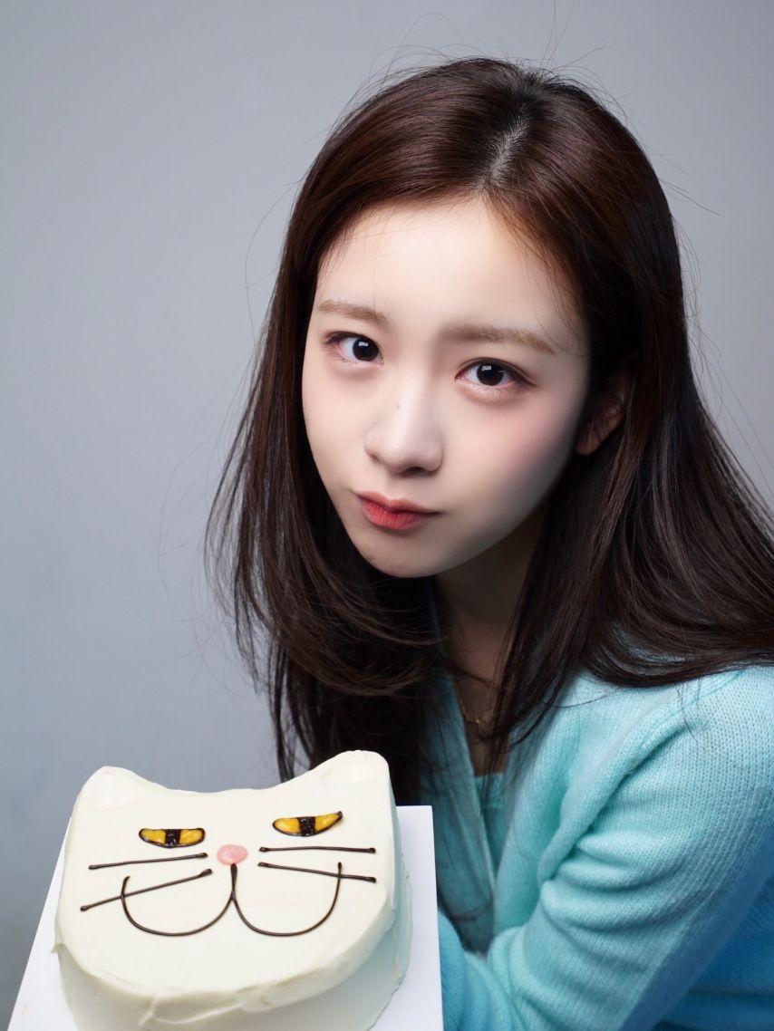 우연 WOOAH우아 인별 등 030211 생일 with 나나 소라 루시 민서17