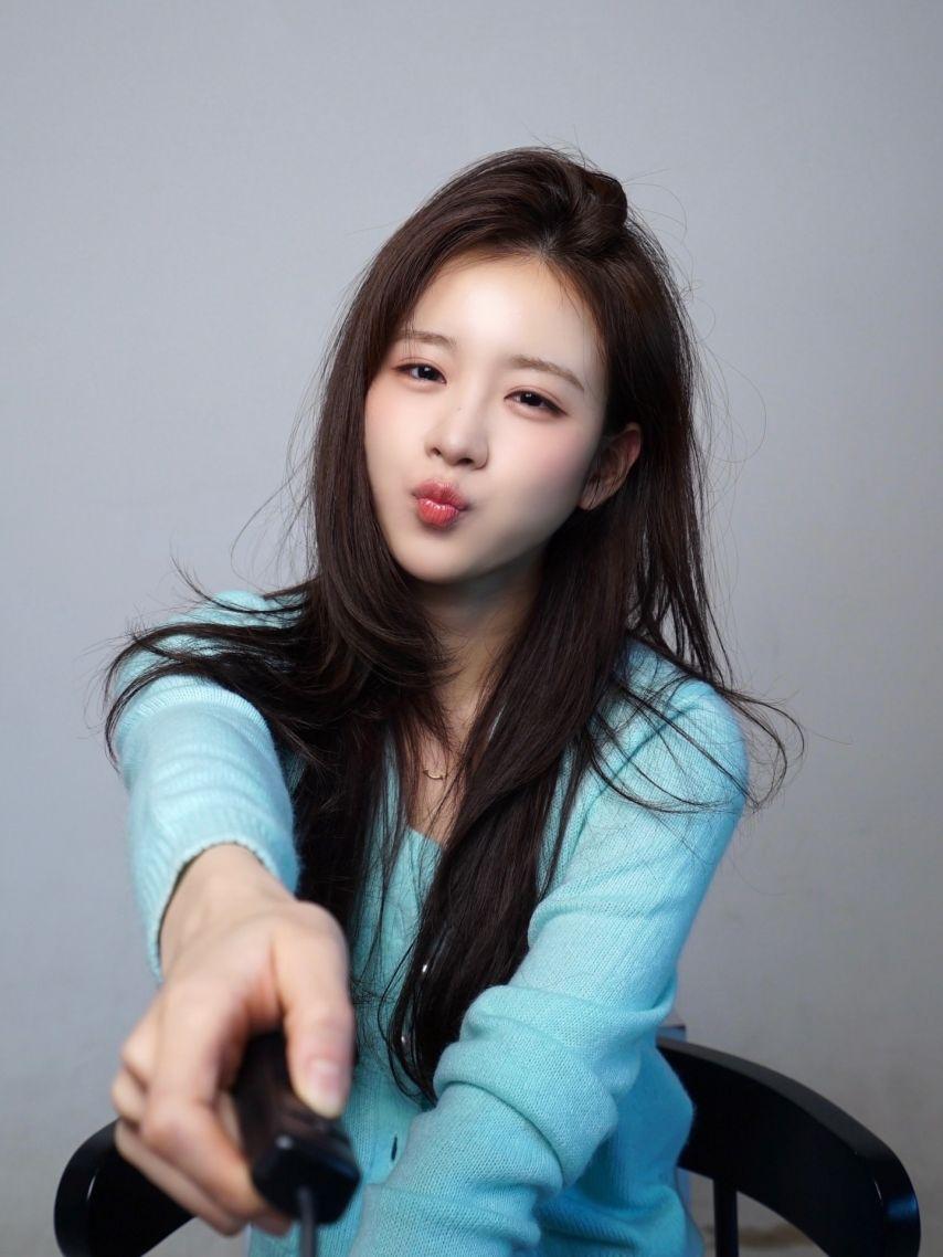 우연 WOOAH우아 인별 등 030211 생일 with 나나 소라 루시 민서19