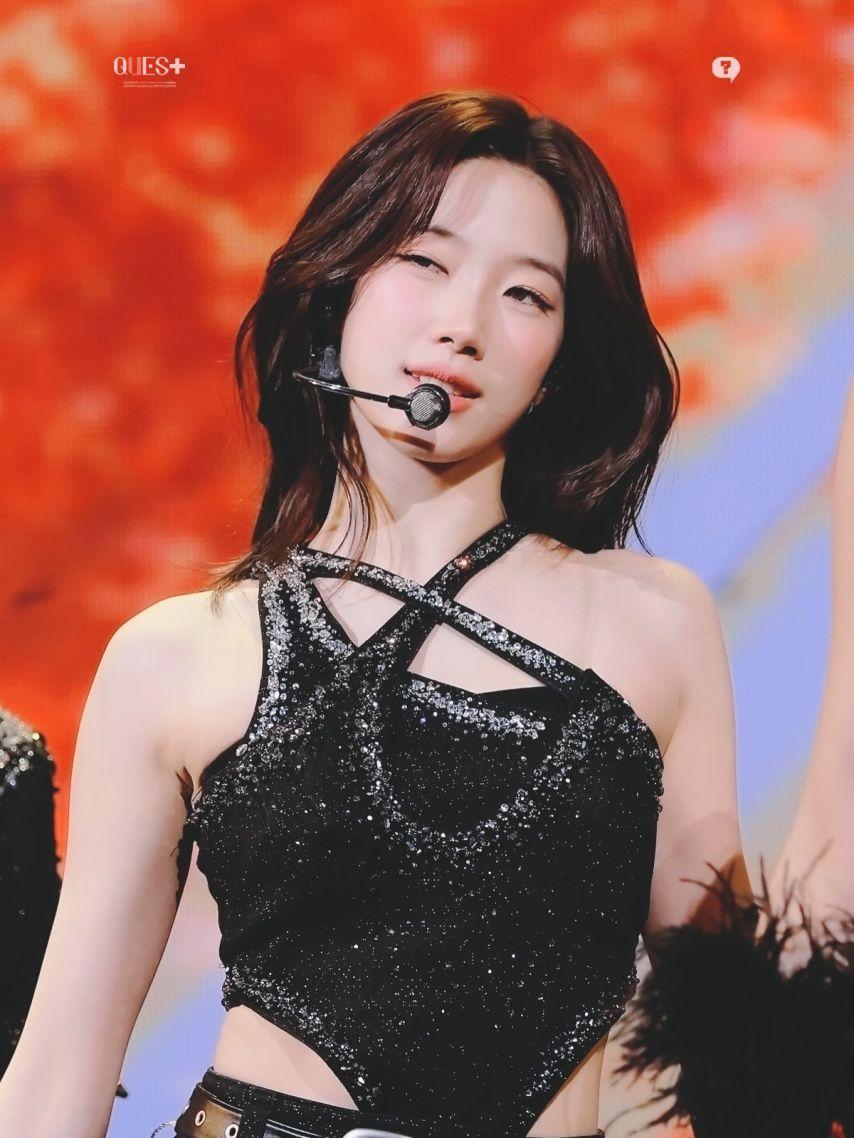 LE SSERAFIM (르세라핌) 카즈하1