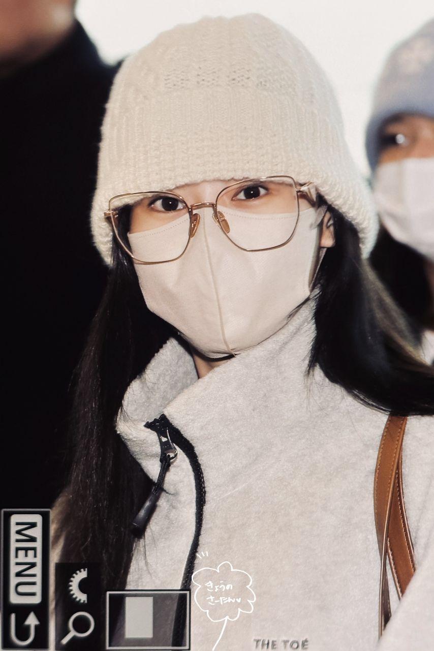 트와이스 사나 쯔위 출국2