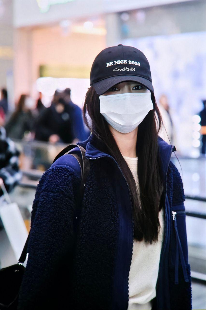 트와이스 사나 쯔위 출국4