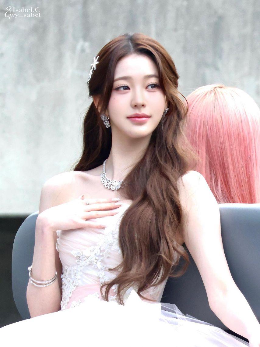 IVE (아이브) 장원영6