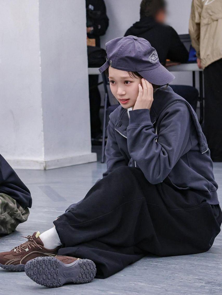 LE SSERAFIM (르세라핌) 김채원13