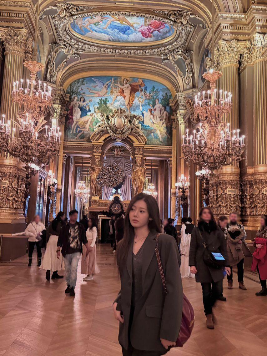 베이비몬스터 로라2