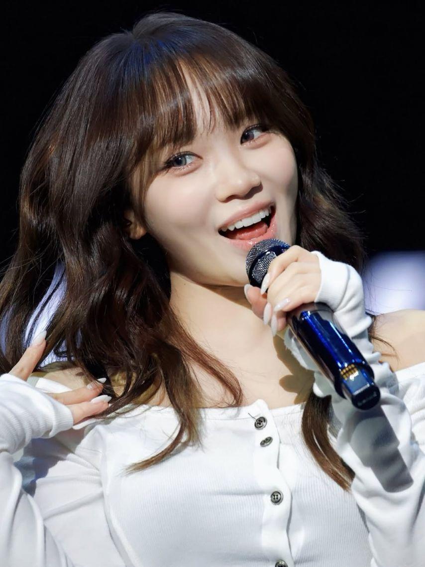 LE SSERAFIM (르세라핌) 김채원1