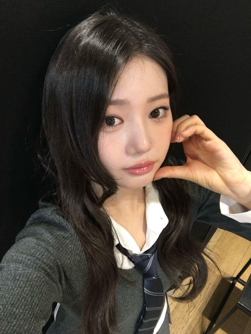 베이비몬스터 로라3