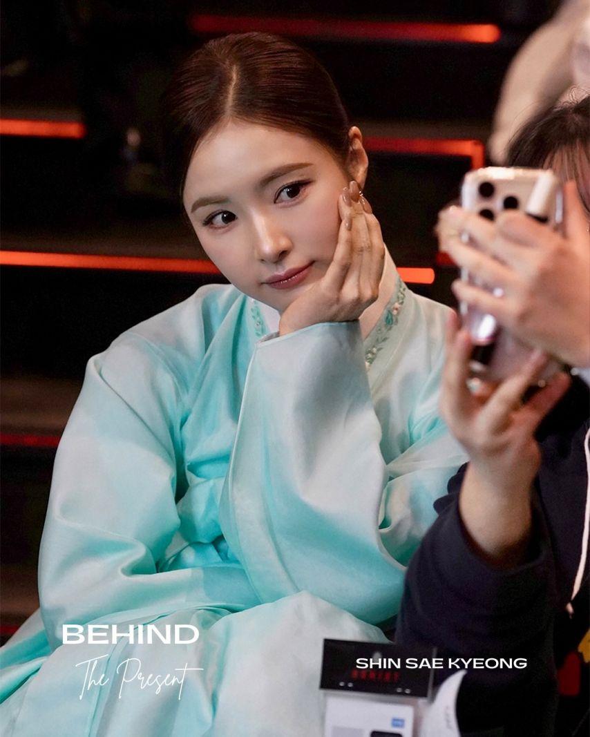 신세경 휴민트 무대인사 등5