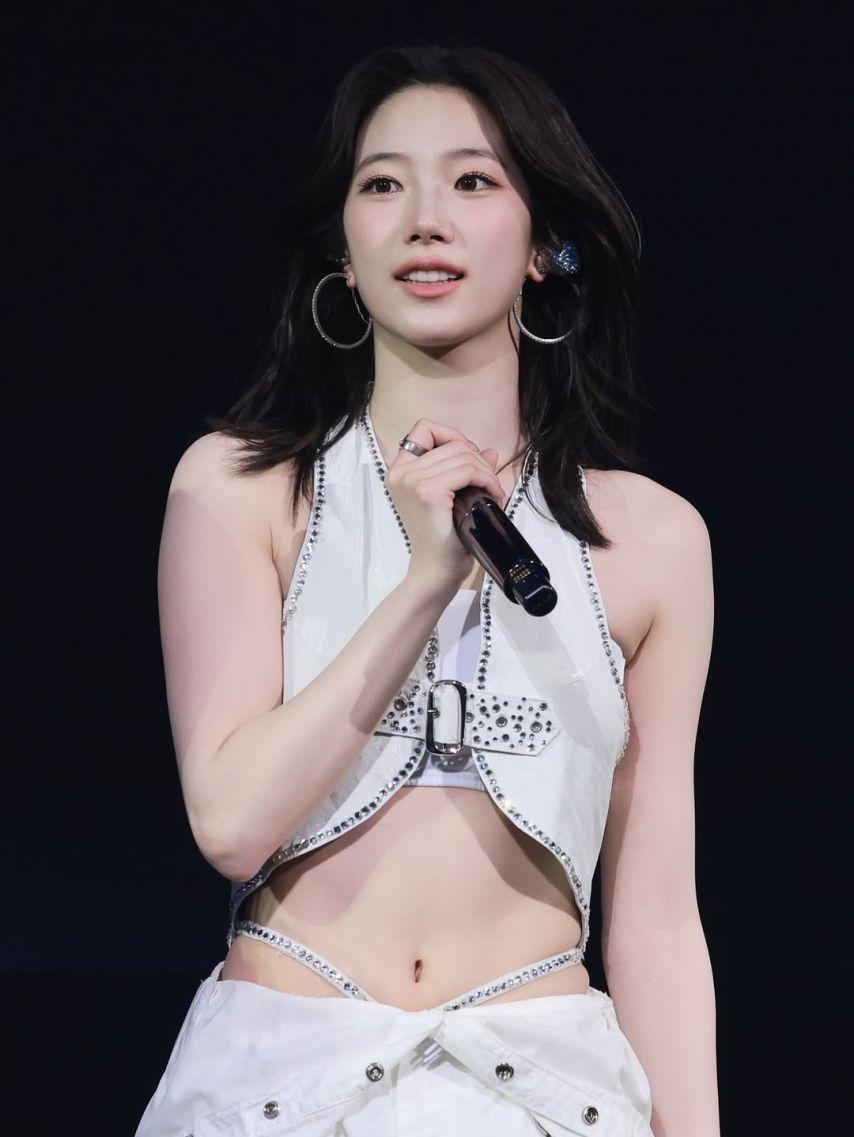 LE SSERAFIM (르세라핌) 카즈하5