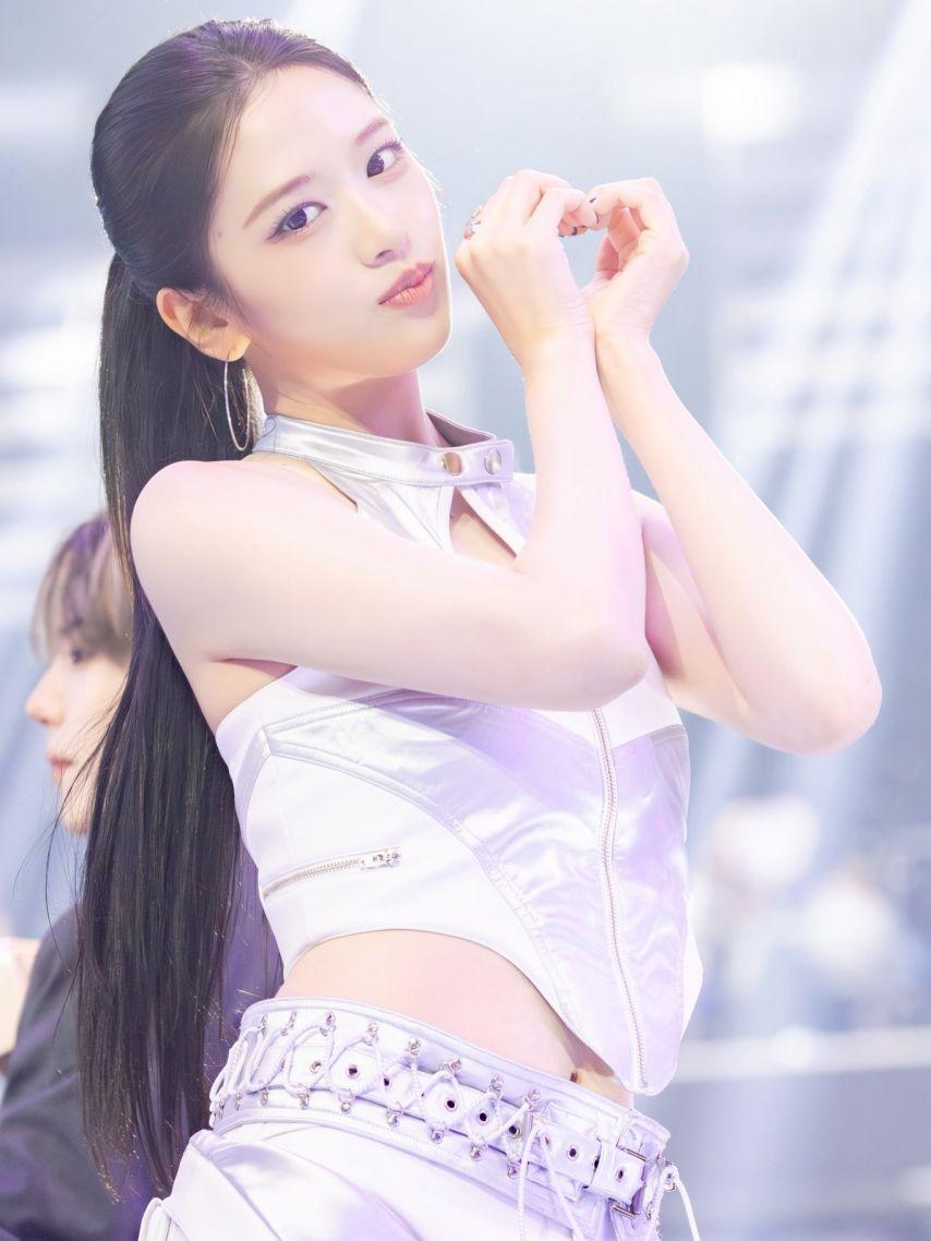 IVE (아이브) 안유진4