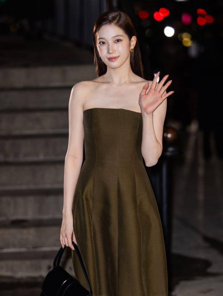 LE SSERAFIM (르세라핌) 카즈하2