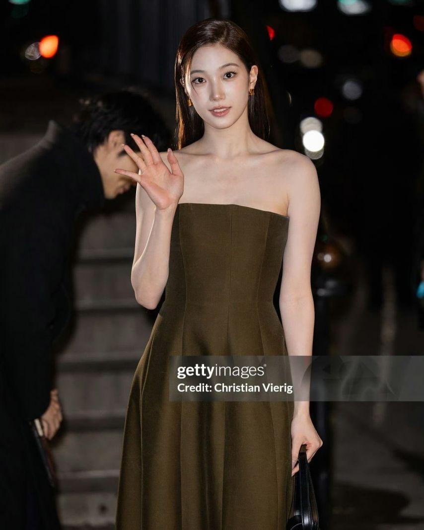 LE SSERAFIM (르세라핌) 카즈하8