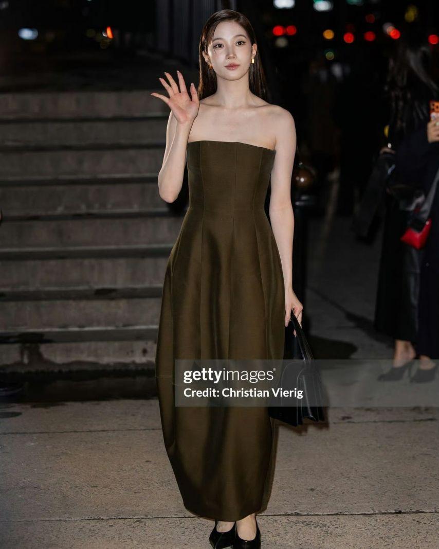 LE SSERAFIM (르세라핌) 카즈하9