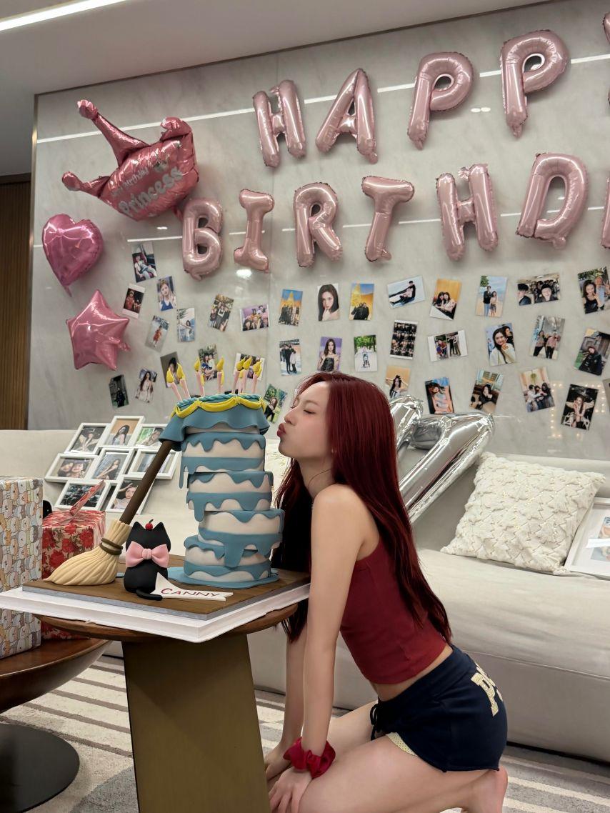 베이비몬스터 치키타 생일6