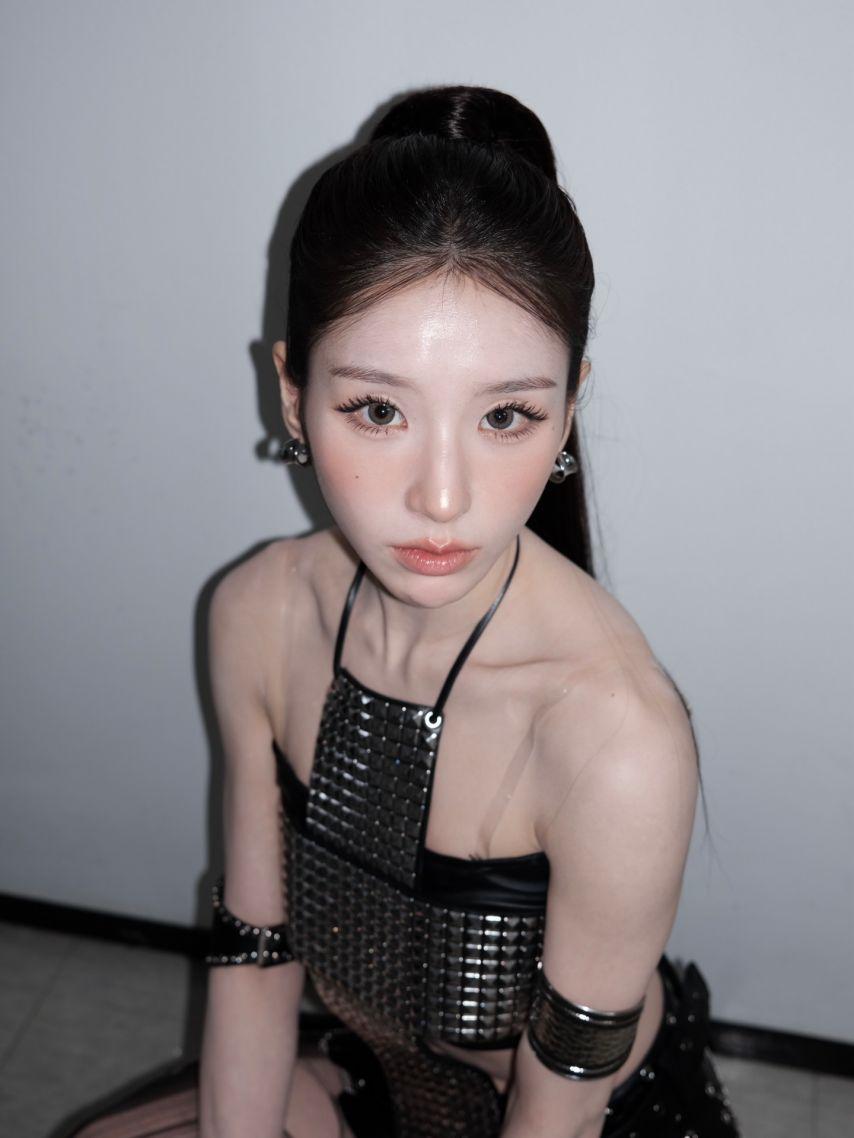 희진 ARTMS아르테미스 인별8