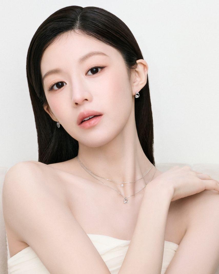 고윤정 디디에두보/ 마리떼/ 마니또클럽4