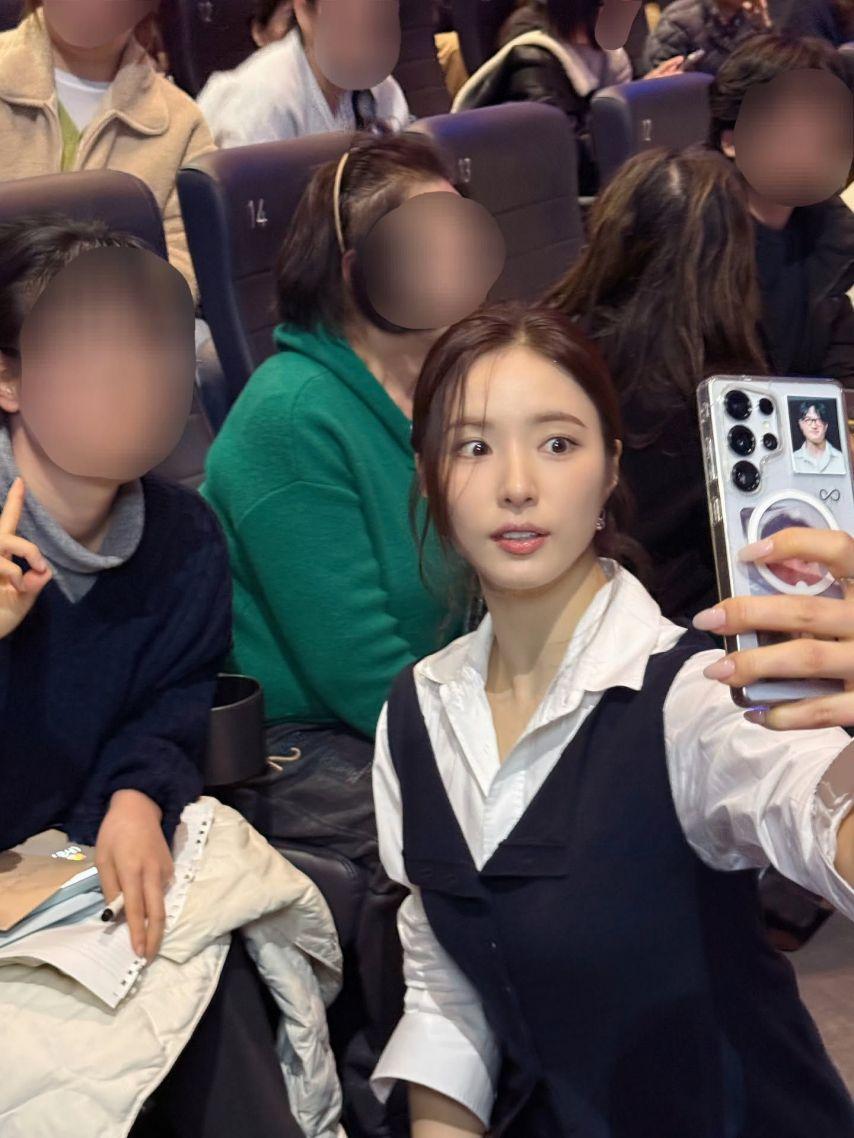 신세경 릴스/ 휴민트 무대인사/ 정오의희망곡2